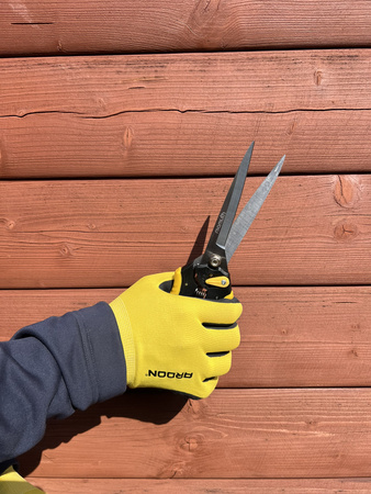 Sekator ogrodniczy V100 MAMUTH